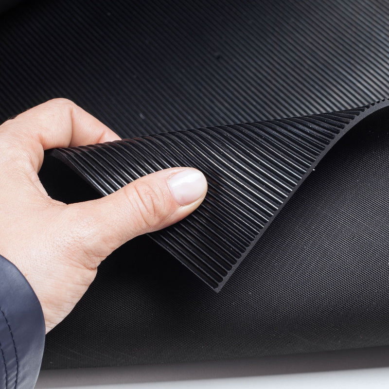 Non-Slip Ribbed Rubber Matting – Heavy-Duty, Anti-Creep Flooring Roll