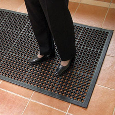 
          Rubber Mat With Drainage Holes A - Rubber Co